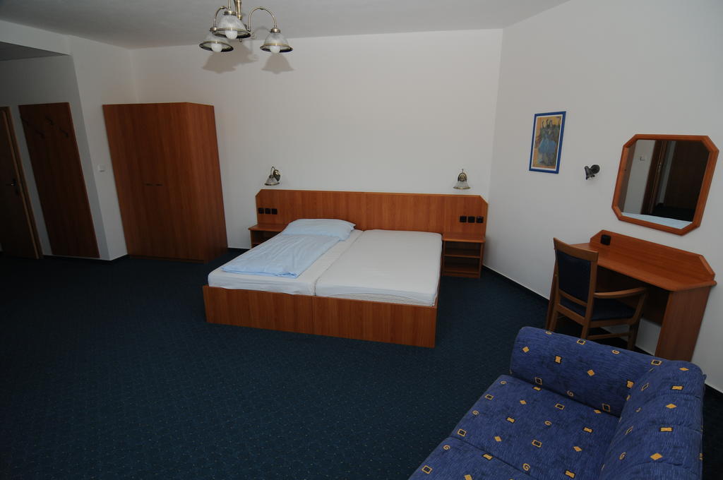Penzion Stary Dvur Nové Dvory Habitación foto