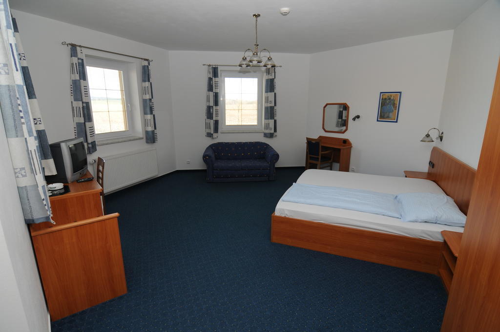 Penzion Stary Dvur Nové Dvory Habitación foto