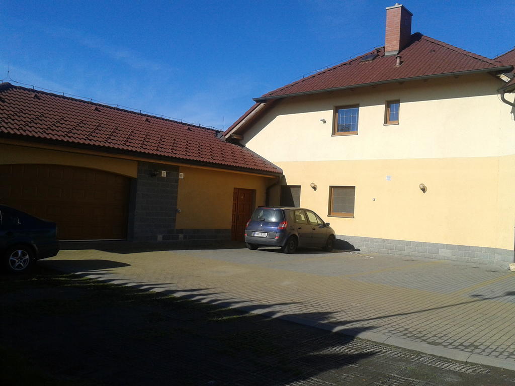 Penzion Stary Dvur Nové Dvory Exterior foto