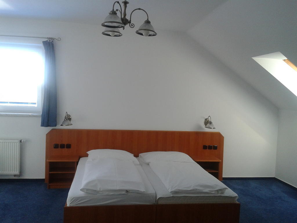 Penzion Stary Dvur Nové Dvory Habitación foto